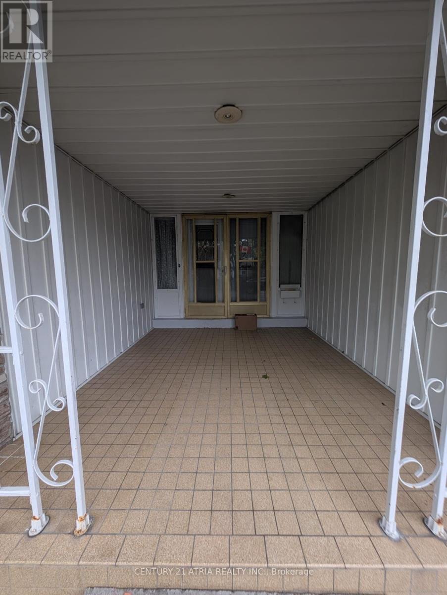 Main - 7 Fluellen Drive, Toronto, Ontario  M1W 2B2 - Photo 21 - E12525988