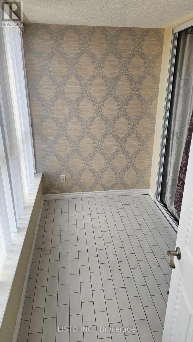 606 - 330 Mccowan Road, Toronto, Ontario  M1J 3N3 - Photo 7 - E12526028