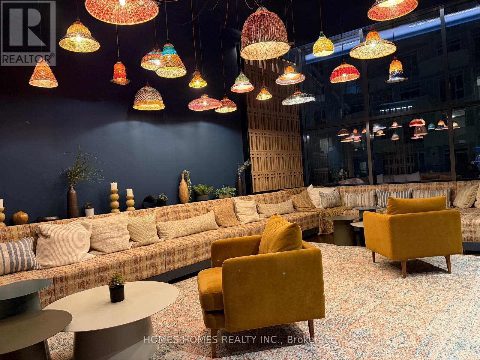 2105 - 474 CALDARI ROAD, Vaughan, Ontario