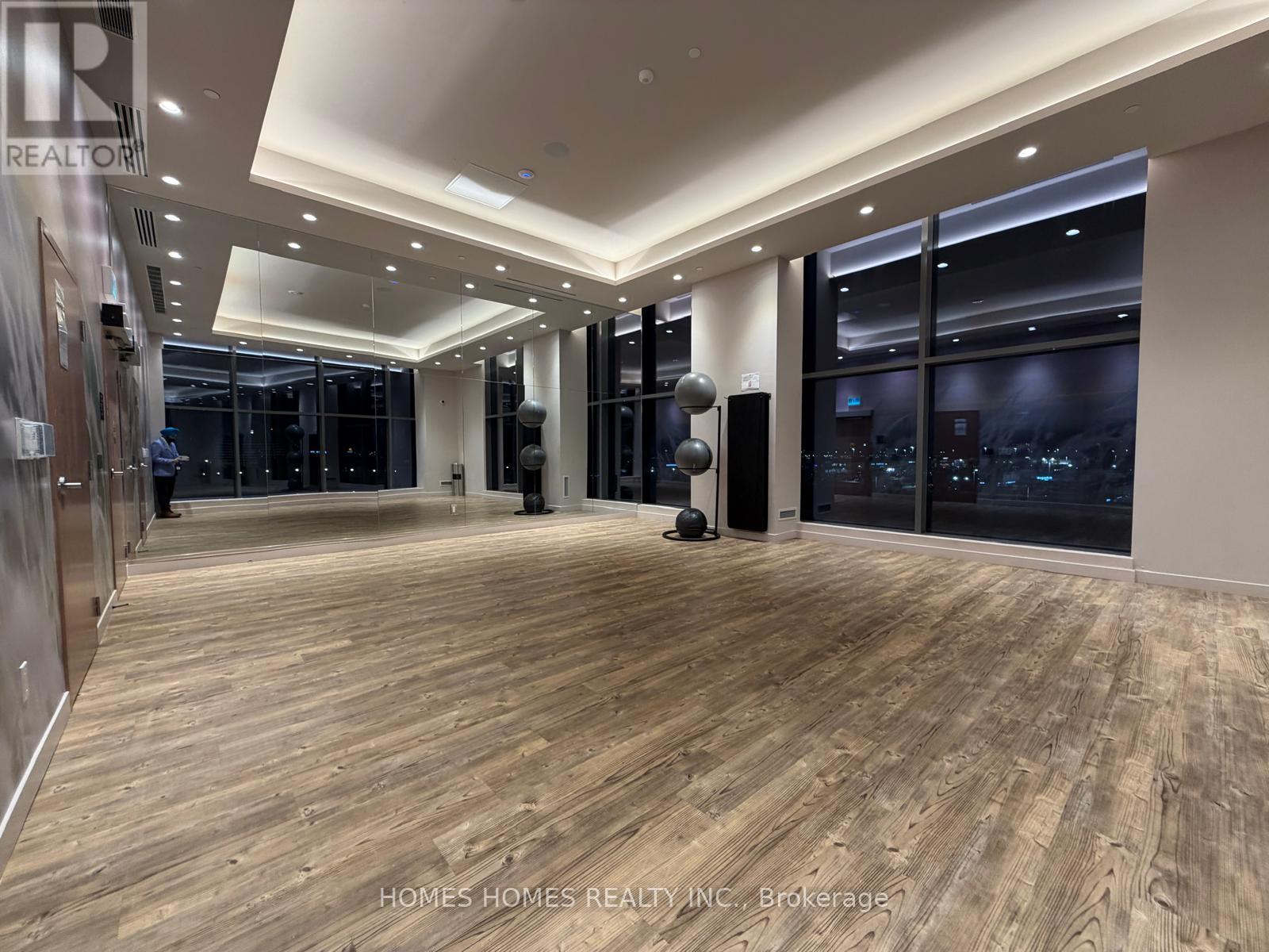 2105 - 474 Caldari Road, Vaughan, Ontario  L4K 0R5 - Photo 28 - N12526038