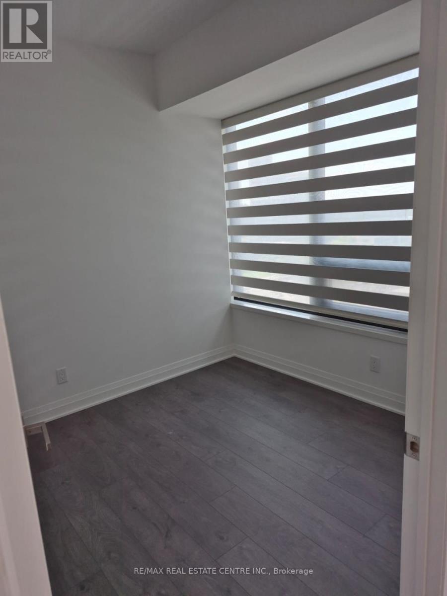 1907 - 4015 The Exchange, Mississauga, Ontario  L5B 0N9 - Photo 2 - W12526006