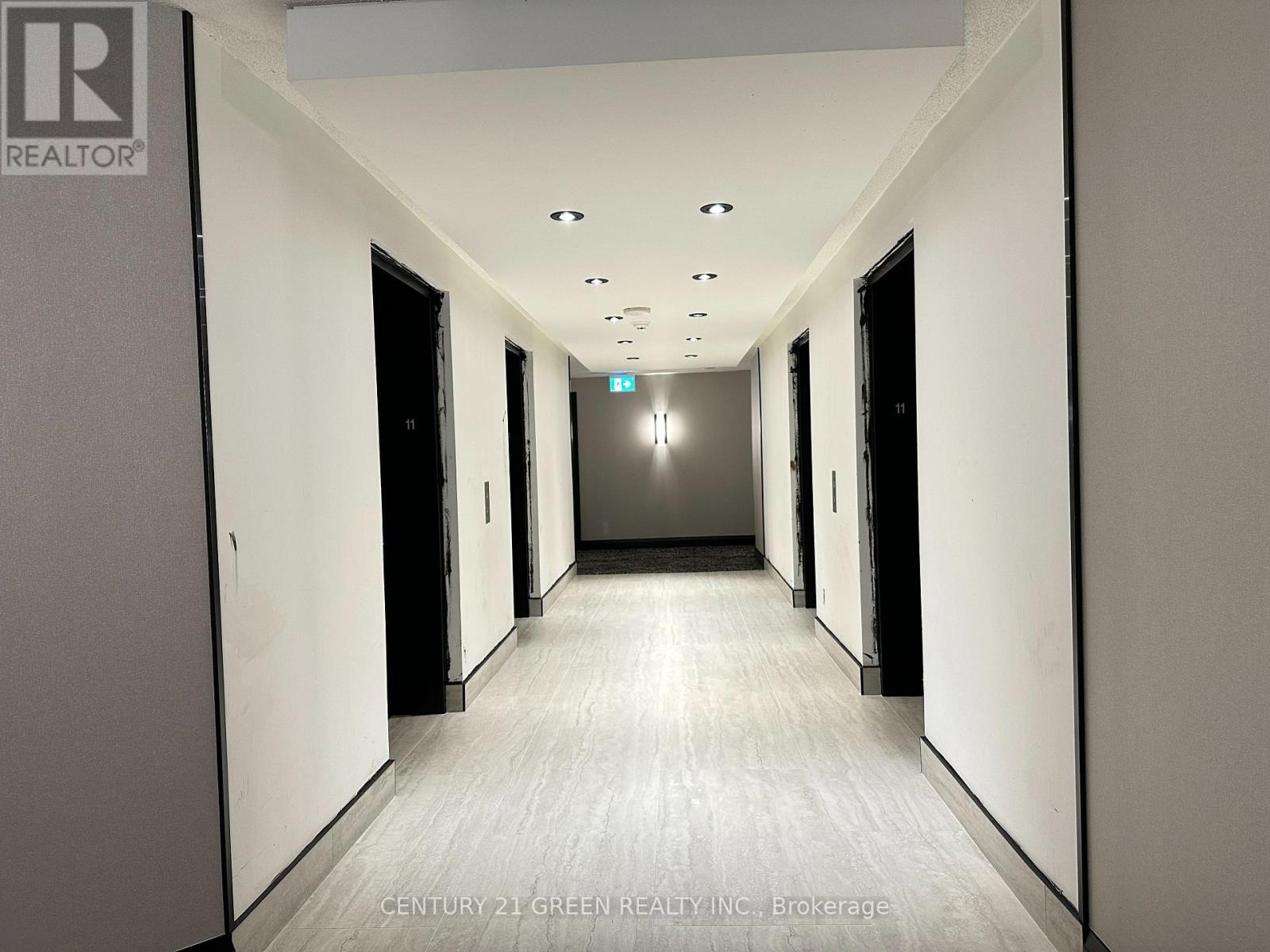 1102 - 4090 Living Arts Drive, Mississauga, Ontario  L5B 4M8 - Photo 2 - W12526008