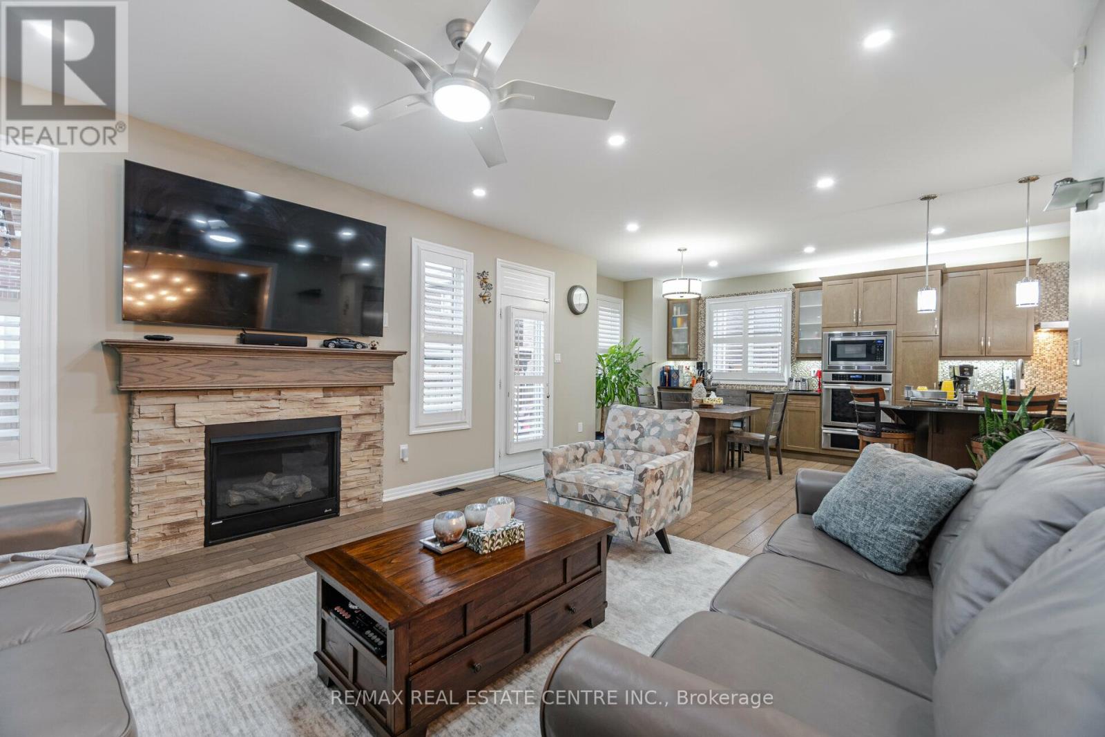 1446 Farmstead Drive, Milton, Ontario  L9E 0A5 - Photo 14 - W12526010