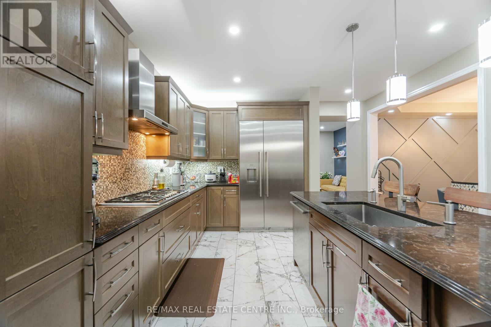 1446 Farmstead Drive, Milton, Ontario  L9E 0A5 - Photo 22 - W12526010