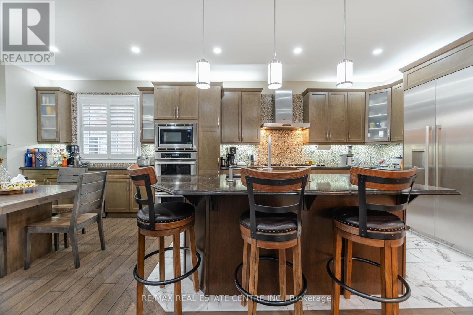 1446 Farmstead Drive, Milton, Ontario  L9E 0A5 - Photo 24 - W12526010