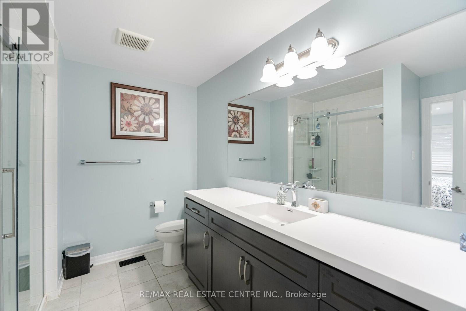 1446 Farmstead Drive, Milton, Ontario  L9E 0A5 - Photo 33 - W12526010