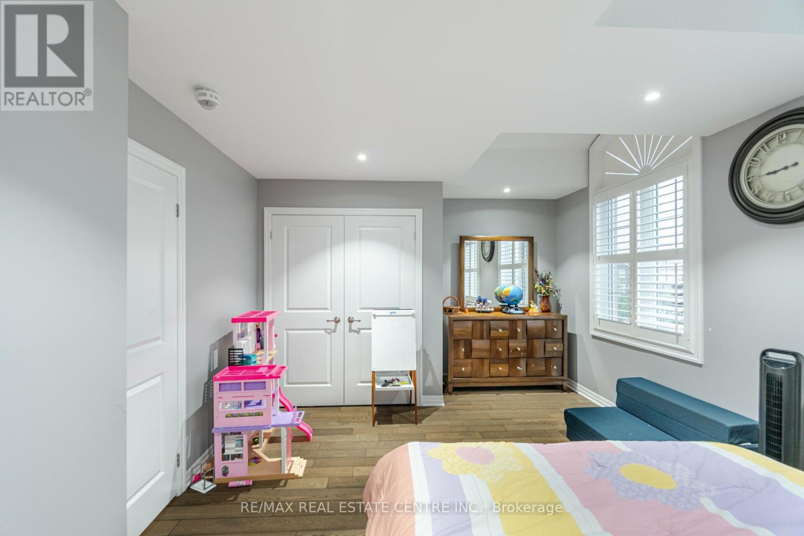 1446 Farmstead Drive, Milton, Ontario  L9E 0A5 - Photo 36 - W12526010