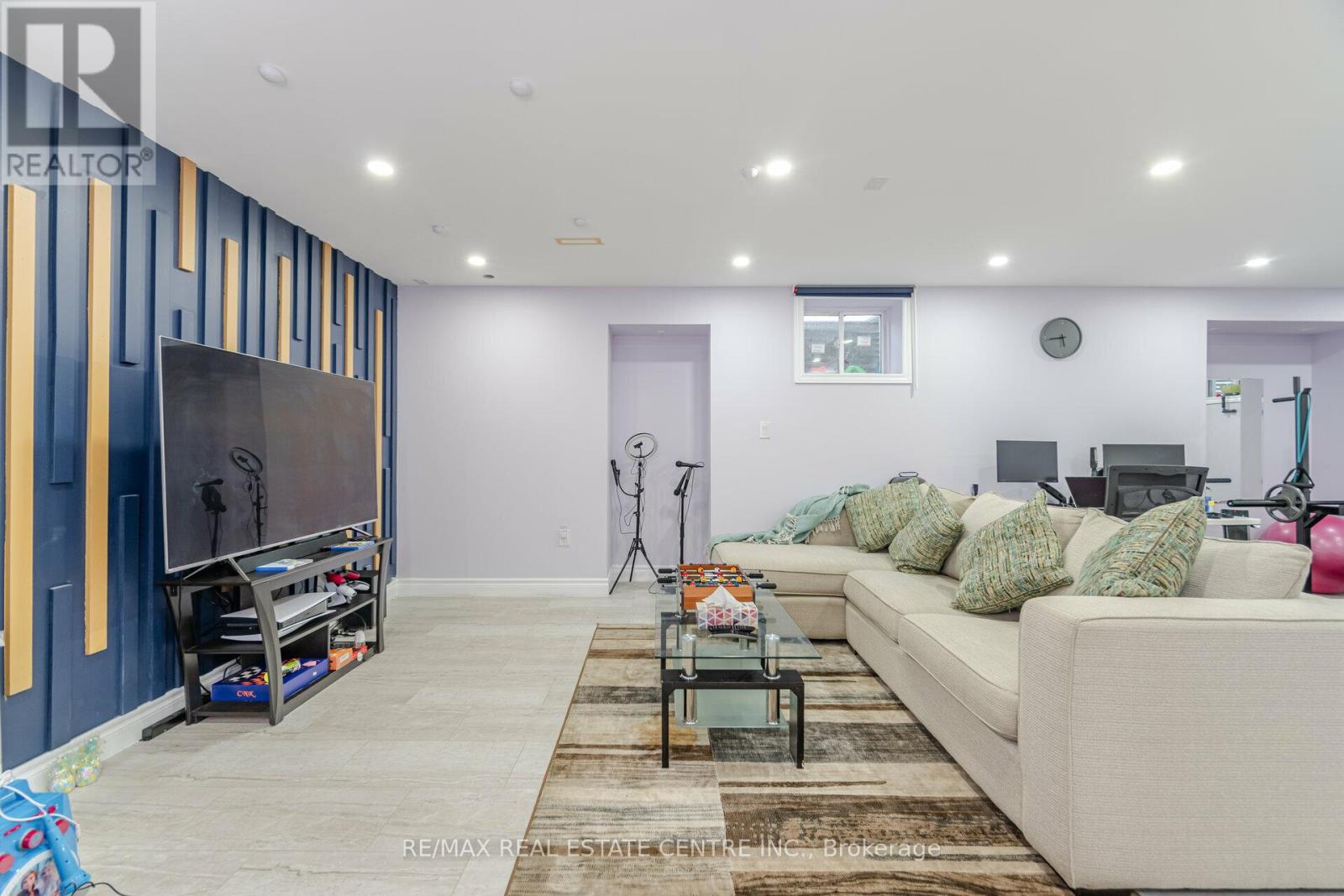 1446 Farmstead Drive, Milton, Ontario  L9E 0A5 - Photo 43 - W12526010