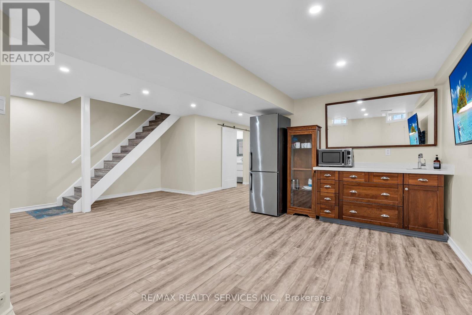 115 - 2055 Walkers Line, Burlington, Ontario  L7M 4B5 - Photo 30 - W12526034