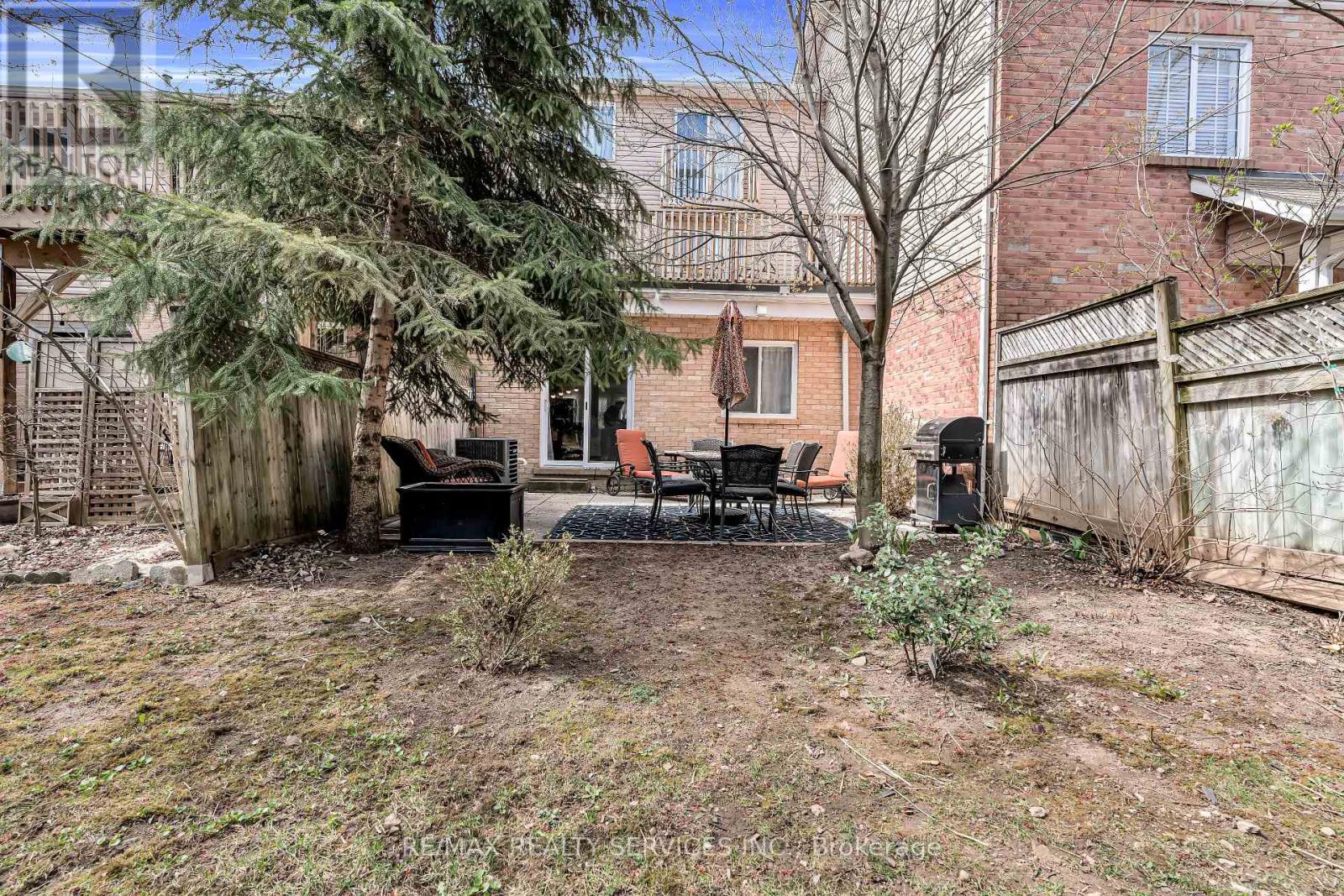 115 - 2055 Walkers Line, Burlington, Ontario  L7M 4B5 - Photo 43 - W12526034