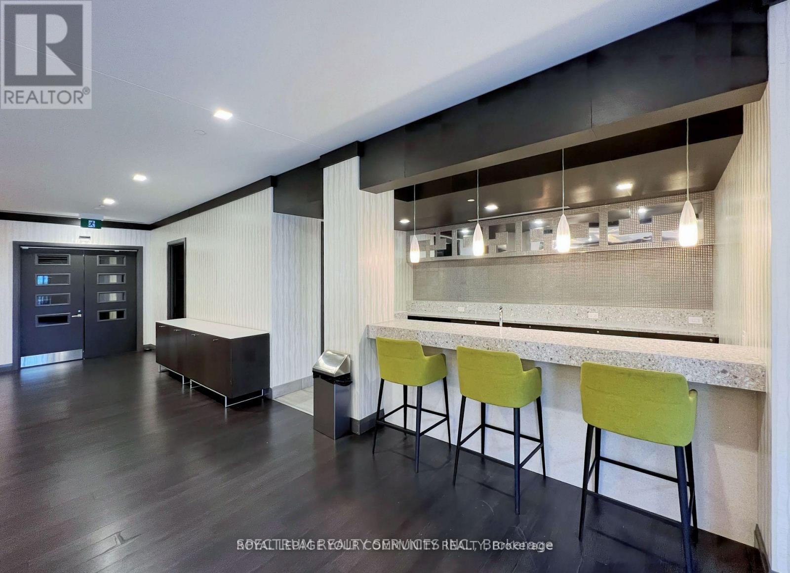 504 - 3700 Highway 7 W, Vaughan, Ontario  L4L 0G8 - Photo 18 - N12444239