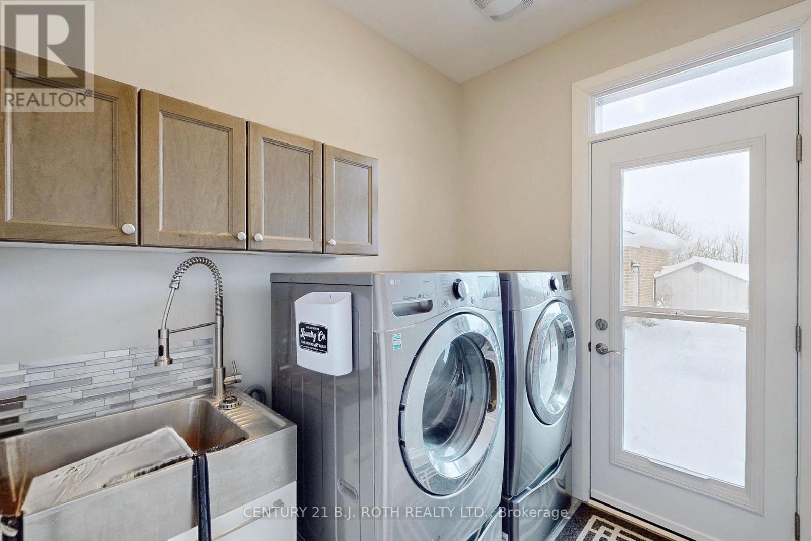 157 Mary Street, Clearview, Ontario  L0M 1G0 - Photo 29 - S12479035