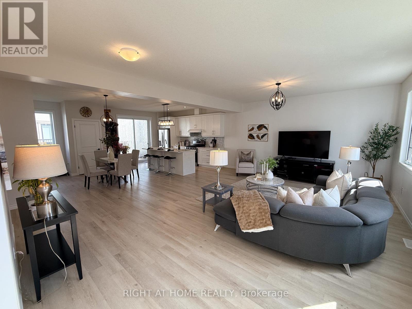 37 - 435 Callaway Road, London North, Ontario  N6G 2N1 - Photo 11 - X12526000