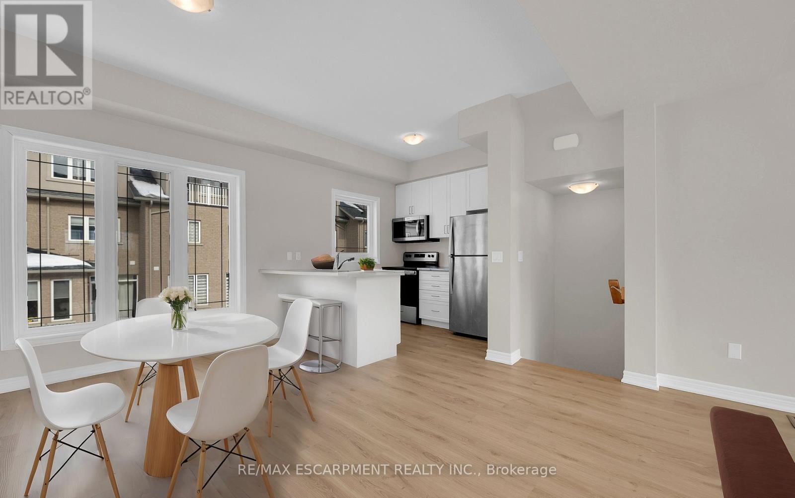 6 - 19 PICARDY DRIVE, Hamilton, Ontario