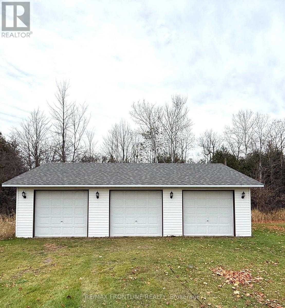 299 Mcguire Road, Montague, Ontario  K7A 4S4 - Photo 34 - X12526052