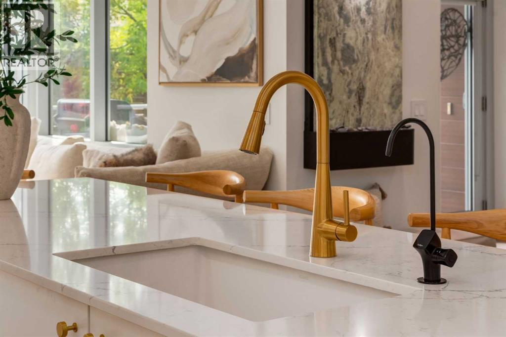 110, 8445 Broadcast Avenue Sw, Calgary, Alberta  T3H 4C7 - Photo 25 - A2256289