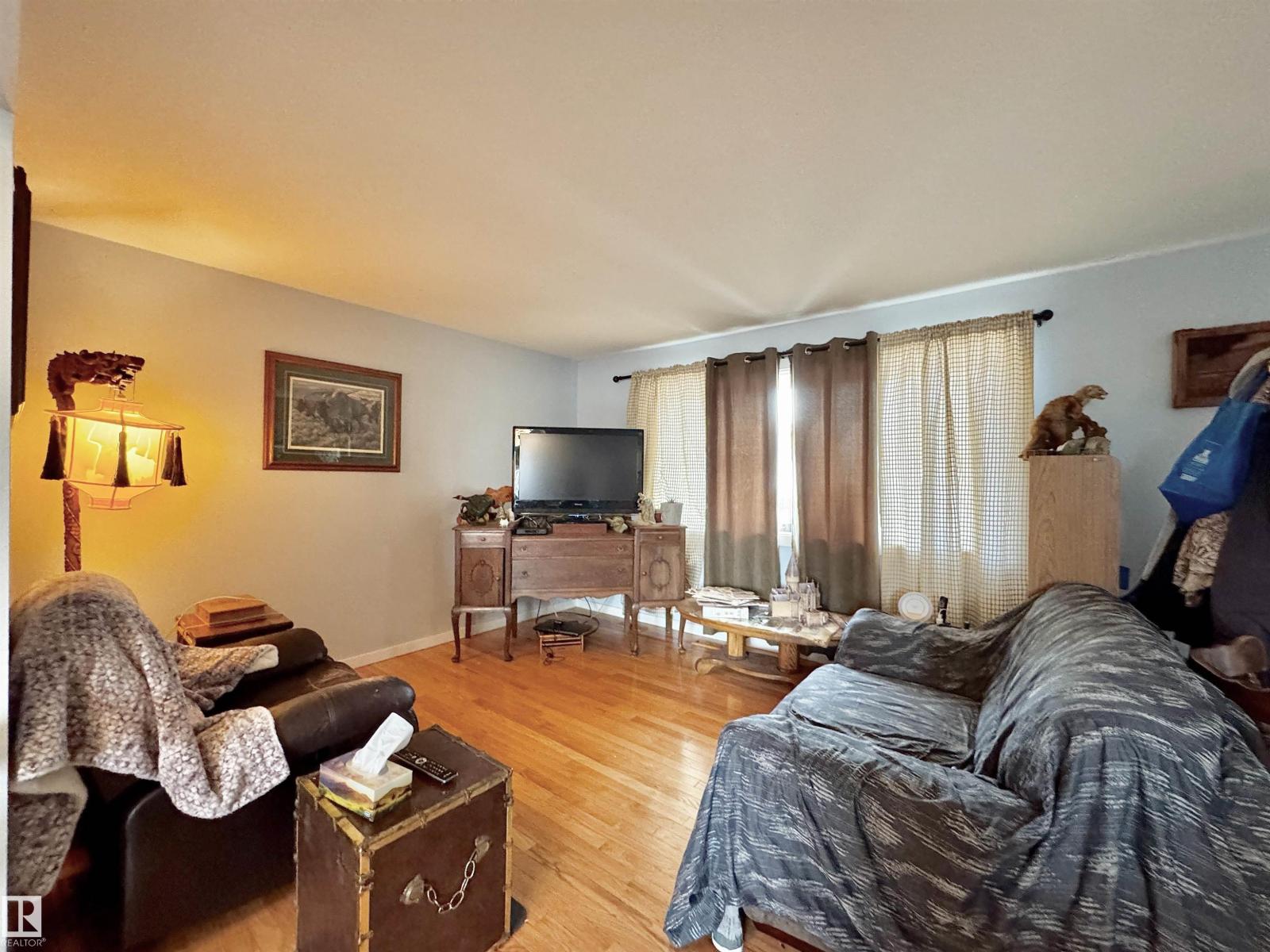 617 Mcleod Av, Spruce Grove, Alberta  T7X 2H1 - Photo 2 - E4464764