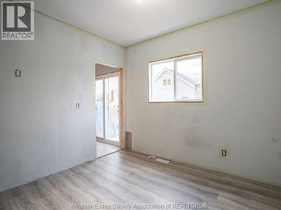 1135 Church, Windsor, Ontario N9A 4V5 - Photo 11 - 25028300