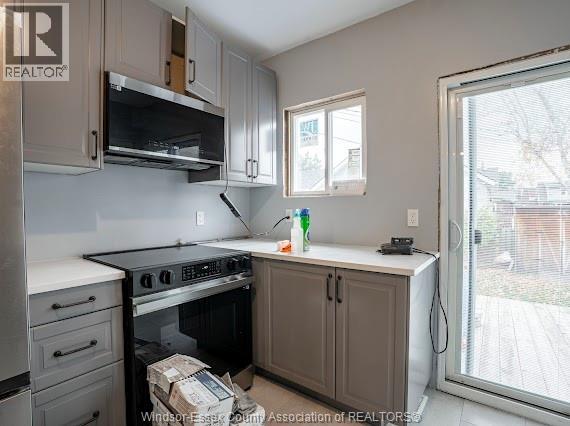 1135 Church, Windsor, Ontario N9A 4V5 - Photo 6 - 25028300