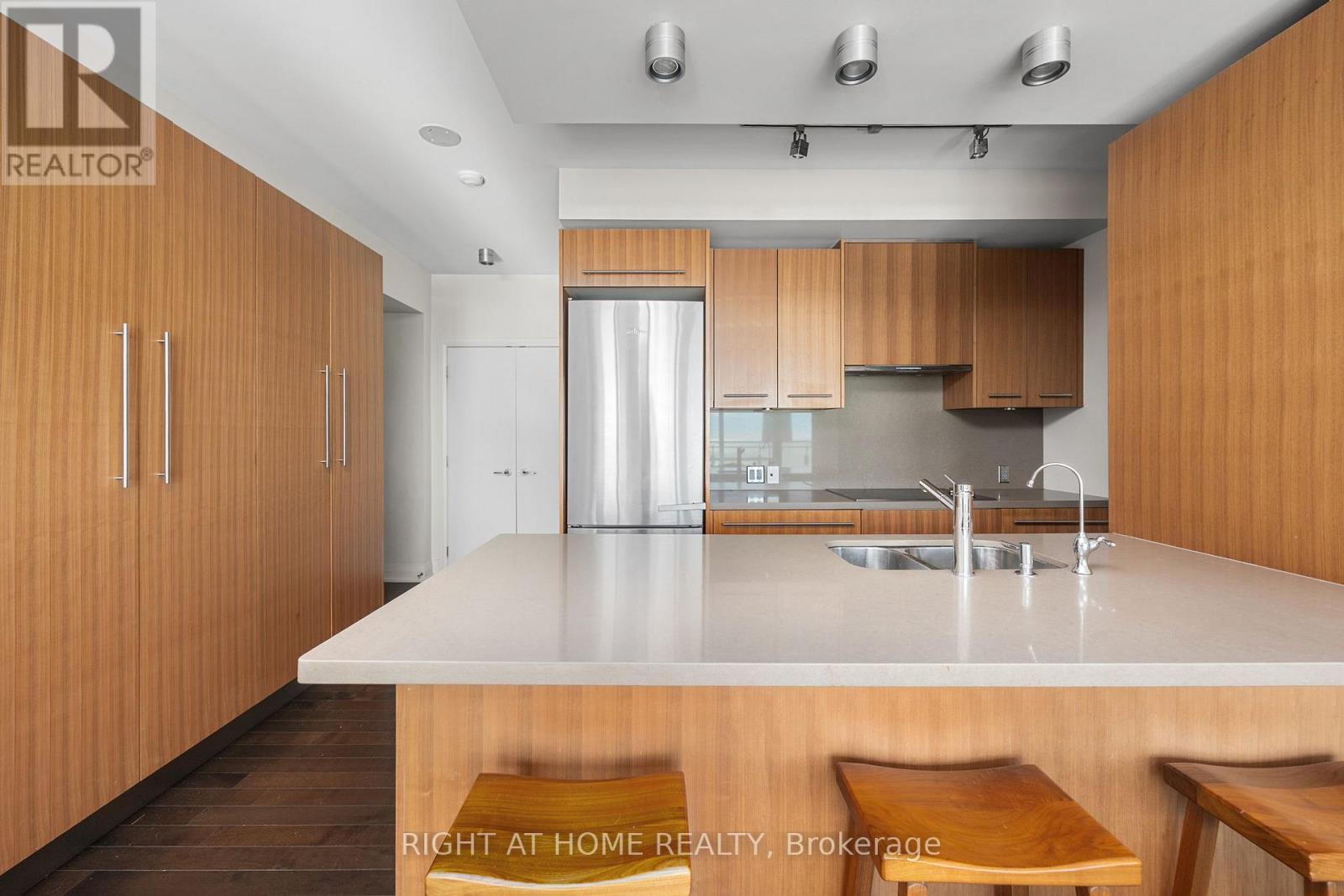 3901 - 80 John Street, Toronto, Ontario  M5V 3X4 - Photo 10 - C12526056