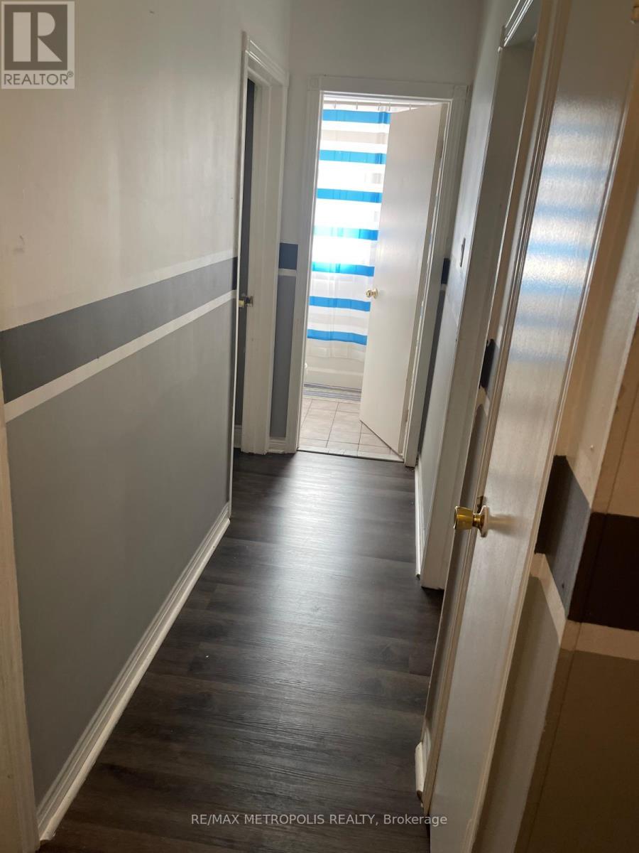 Upper - 99 Overture Road, Toronto, Ontario  M1E 2W3 - Photo 11 - E12526066