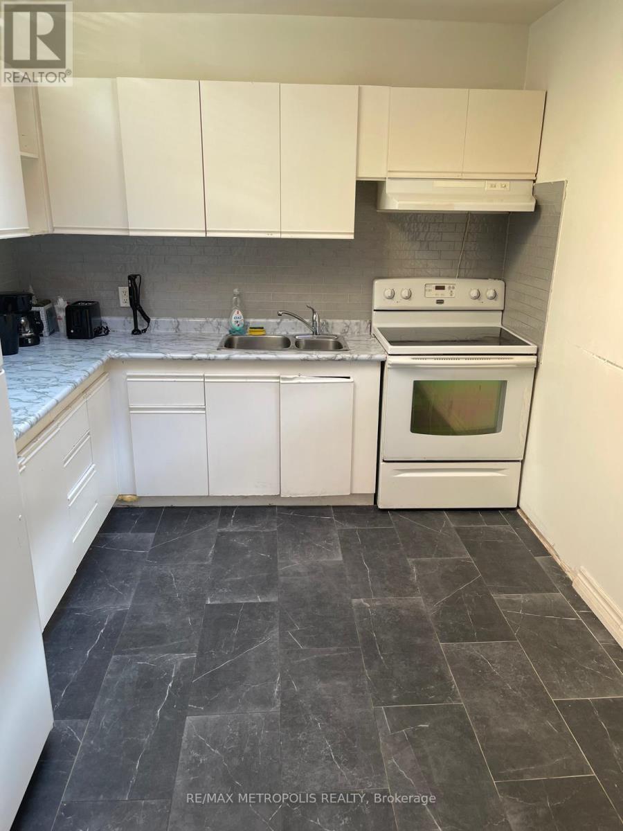 Upper - 99 Overture Road, Toronto, Ontario  M1E 2W3 - Photo 12 - E12526066