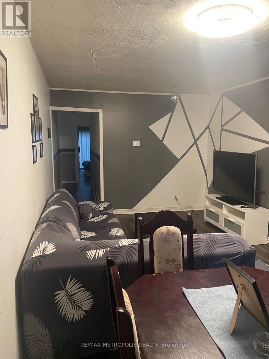 Upper - 99 Overture Road, Toronto, Ontario  M1E 2W3 - Photo 16 - E12526066