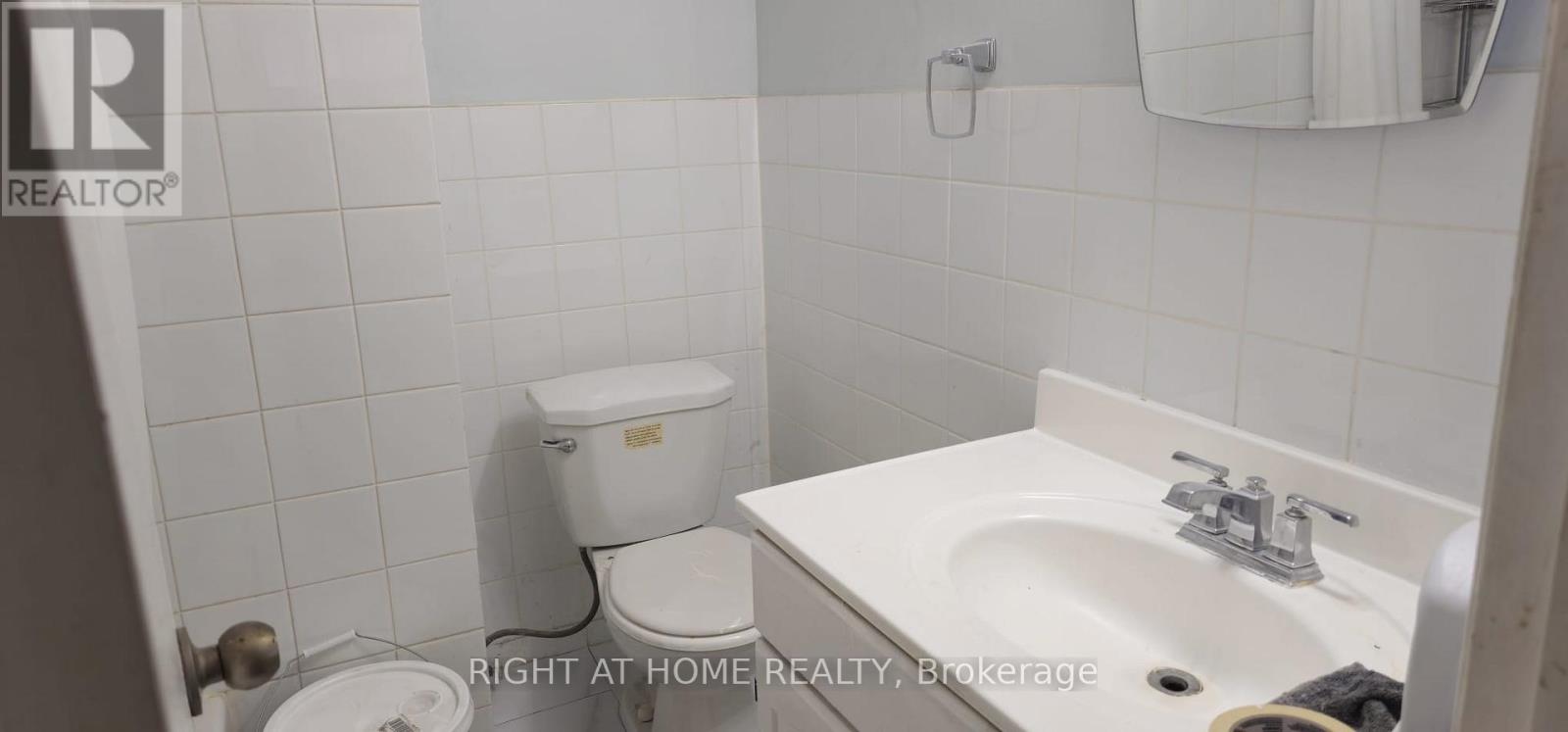 Lower - 1999 Carrera Lane, Mississauga, Ontario  L5J 1C6 - Photo 13 - W12519544