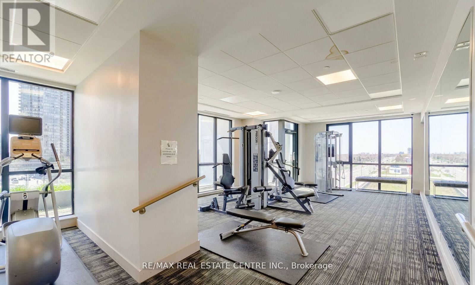 109 - 75 Eglinton Avenue W, Mississauga, Ontario  L5R 0E4 - Photo 17 - W12526076