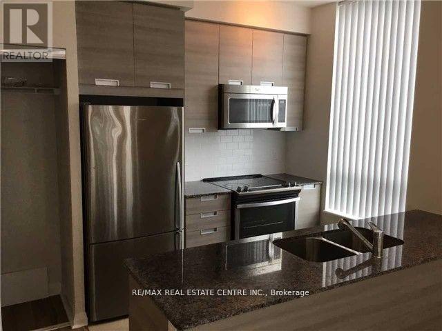 109 - 75 Eglinton Avenue W, Mississauga, Ontario  L5R 0E4 - Photo 6 - W12526076