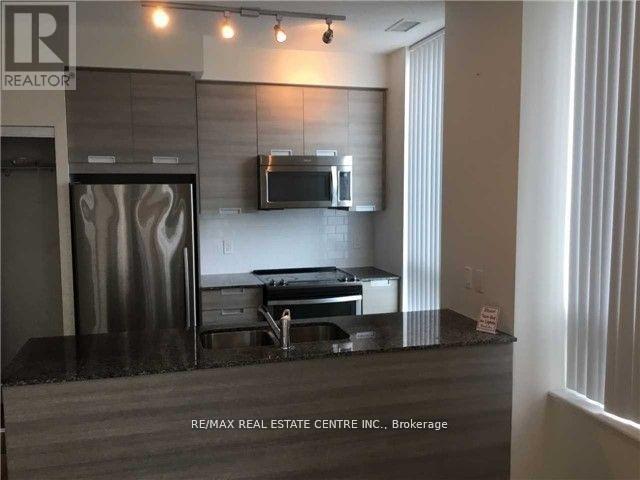 109 - 75 Eglinton Avenue W, Mississauga, Ontario  L5R 0E4 - Photo 7 - W12526076