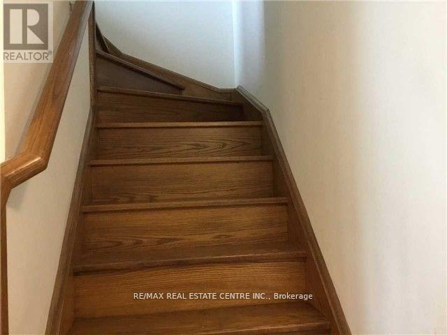 109 - 75 Eglinton Avenue W, Mississauga, Ontario  L5R 0E4 - Photo 9 - W12526076