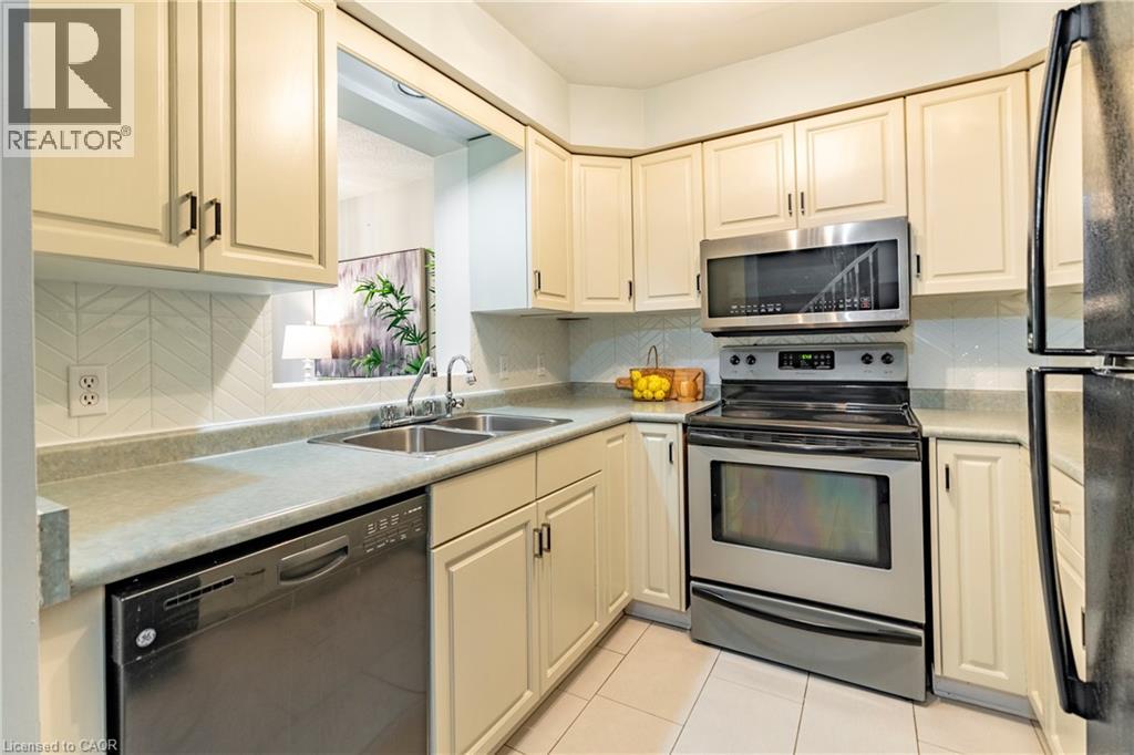 229 Baker Street Unit# 17, Waterloo, Ontario  N2T 2R4 - Photo 14 - 40777888