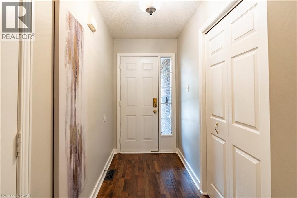 229 Baker Street Unit# 17, Waterloo, Ontario  N2T 2R4 - Photo 2 - 40777888