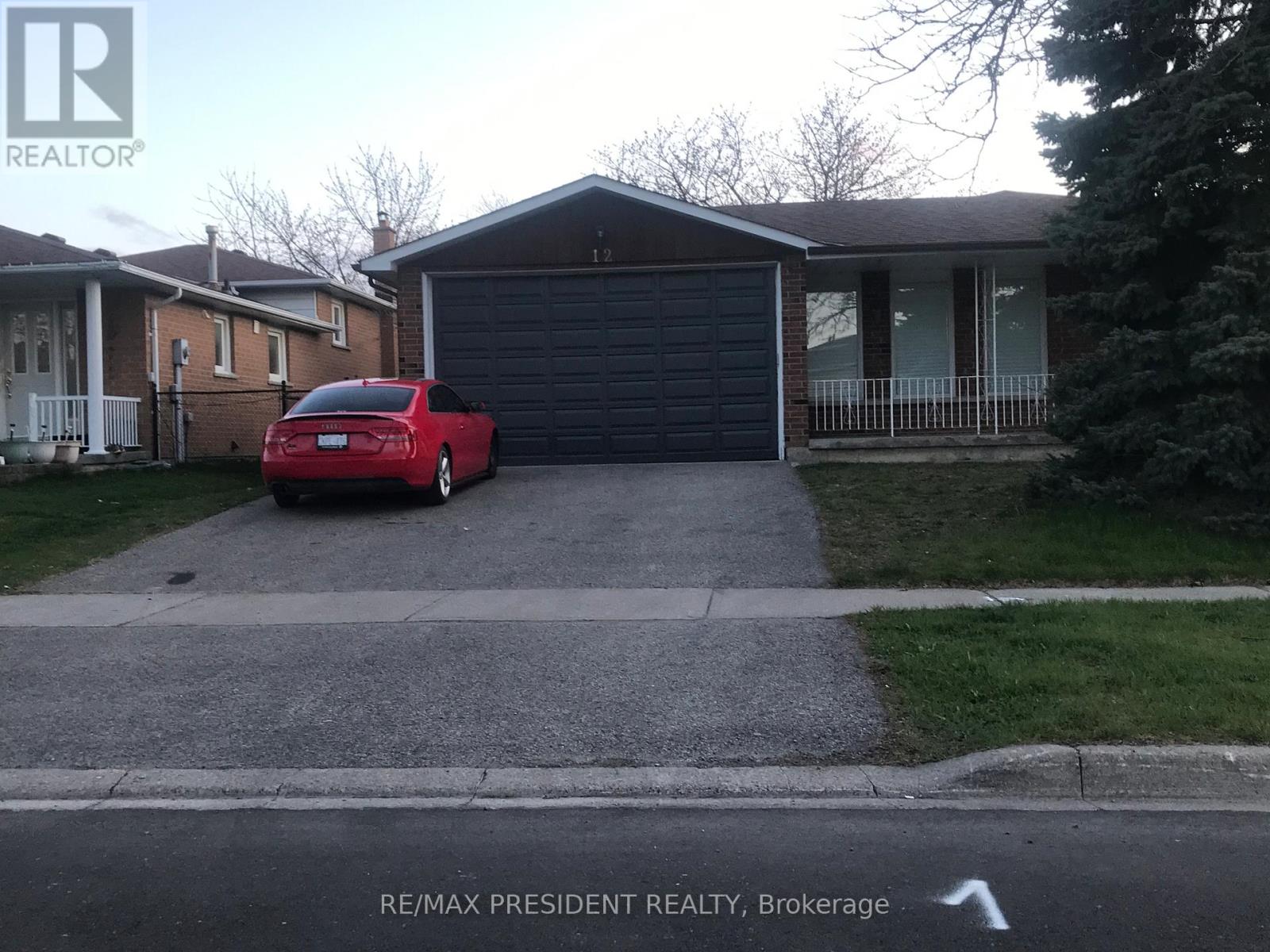 (UPPER) - 12 MAITLAND STREET, Brampton, Ontario