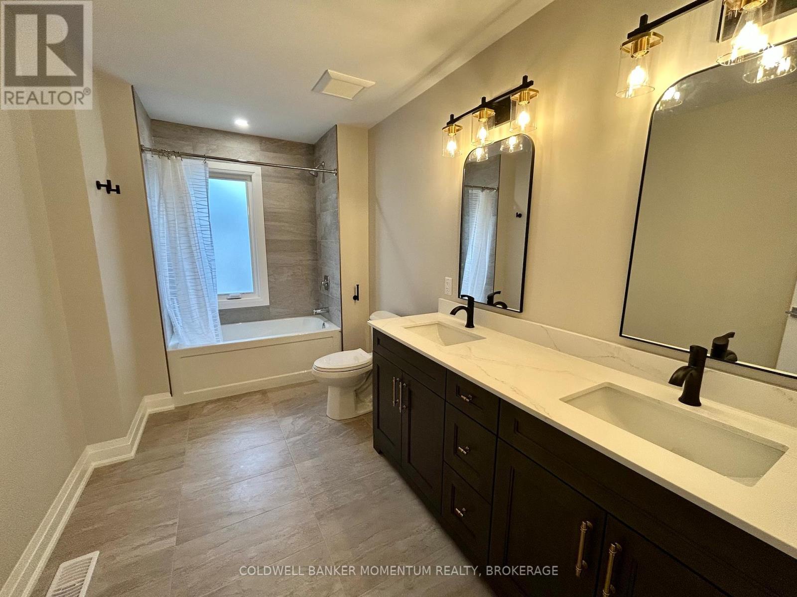 Upper - 5091 Bridge Street, Niagara Falls, Ontario  L2E 2S9 - Photo 19 - X12525276