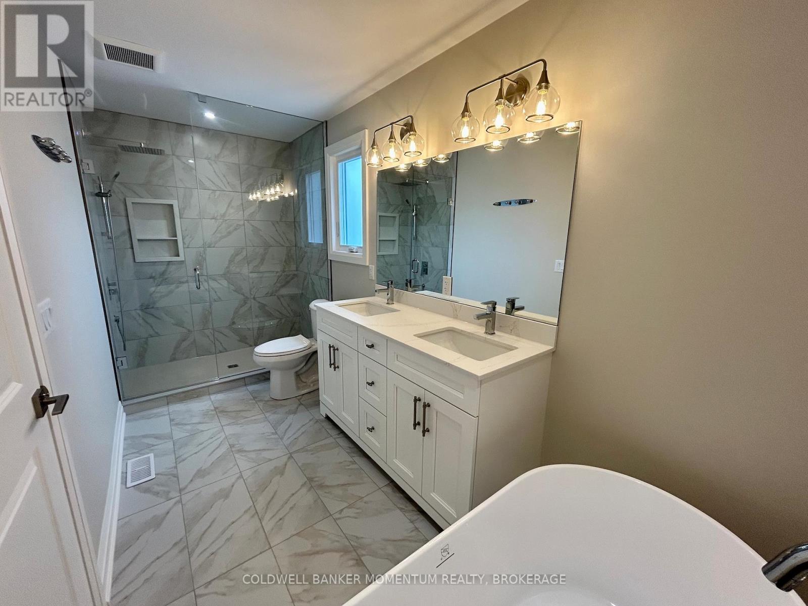 4499 Fourth Avenue, Niagara Falls, Ontario  L2E 4N4 - Photo 21 - X12525280