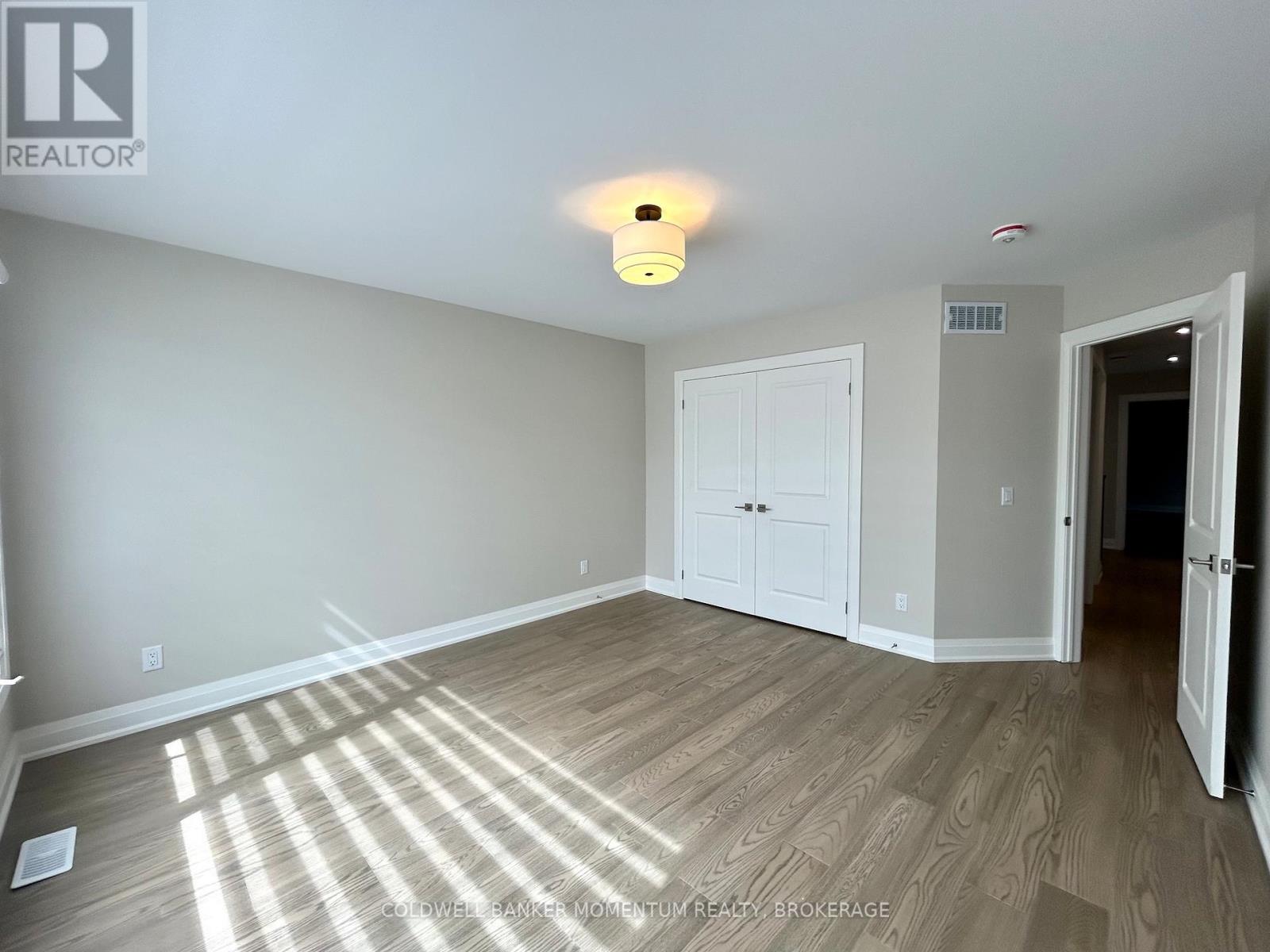 4499 Fourth Avenue, Niagara Falls, Ontario  L2E 4N4 - Photo 16 - X12525280