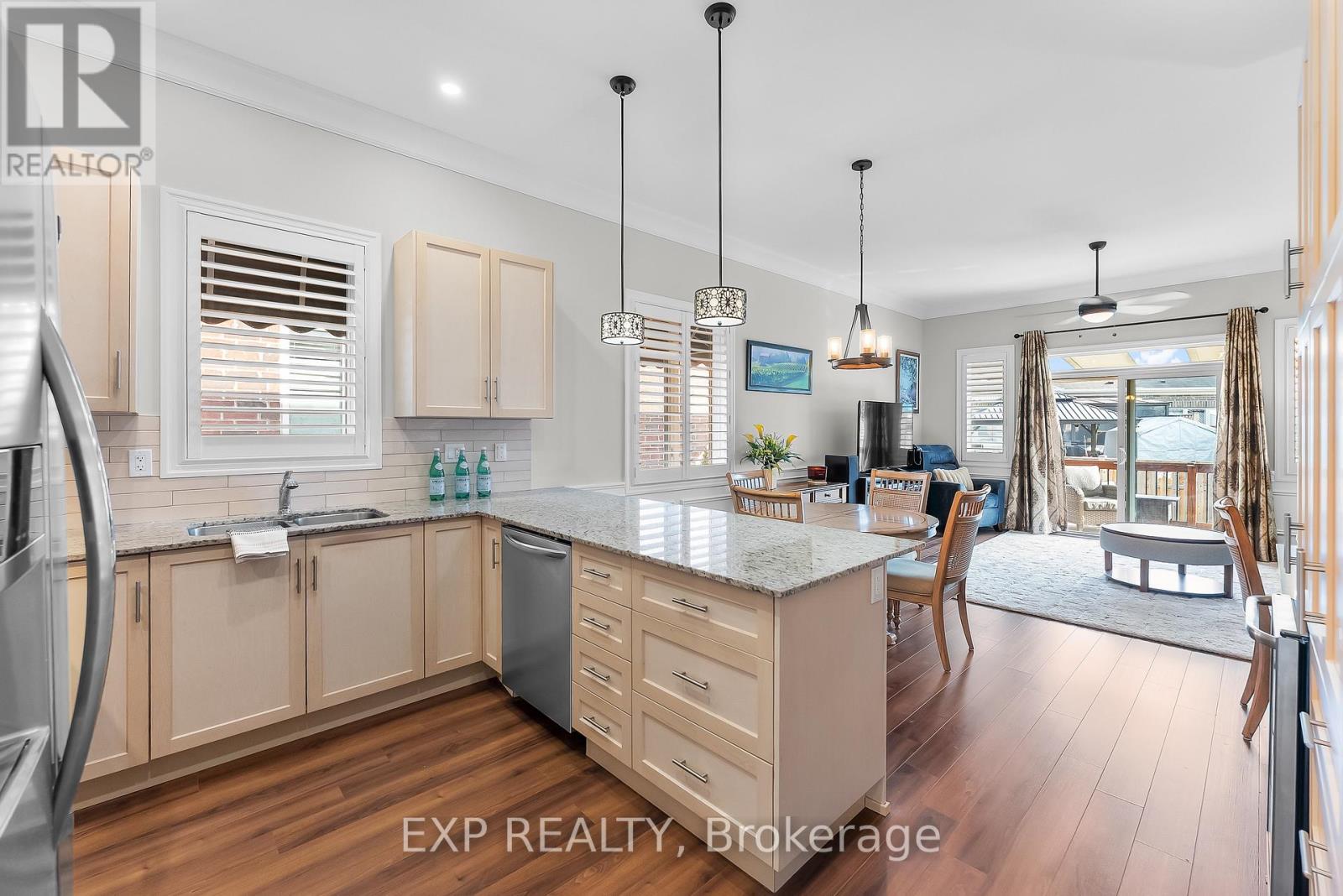 78 Angela Crescent, Niagara-On-The-Lake, Ontario L0S 1J1 - Photo 8 - X12446152