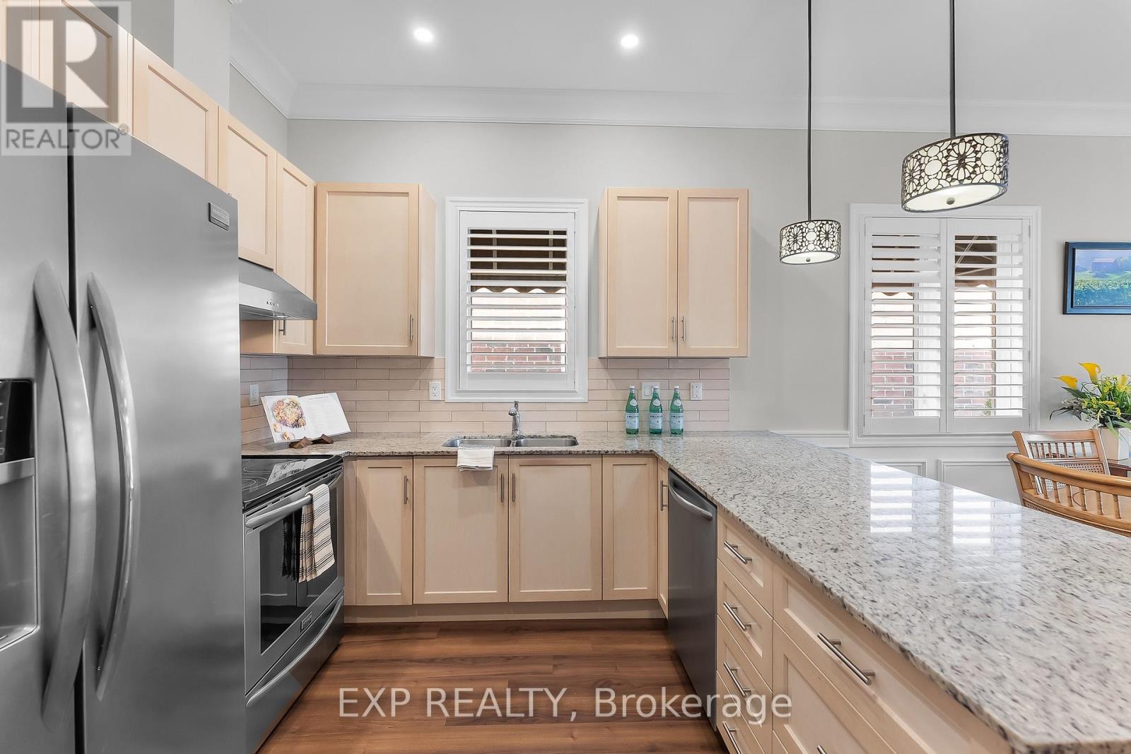 78 Angela Crescent, Niagara-On-The-Lake, Ontario L0S 1J1 - Photo 9 - X12446152