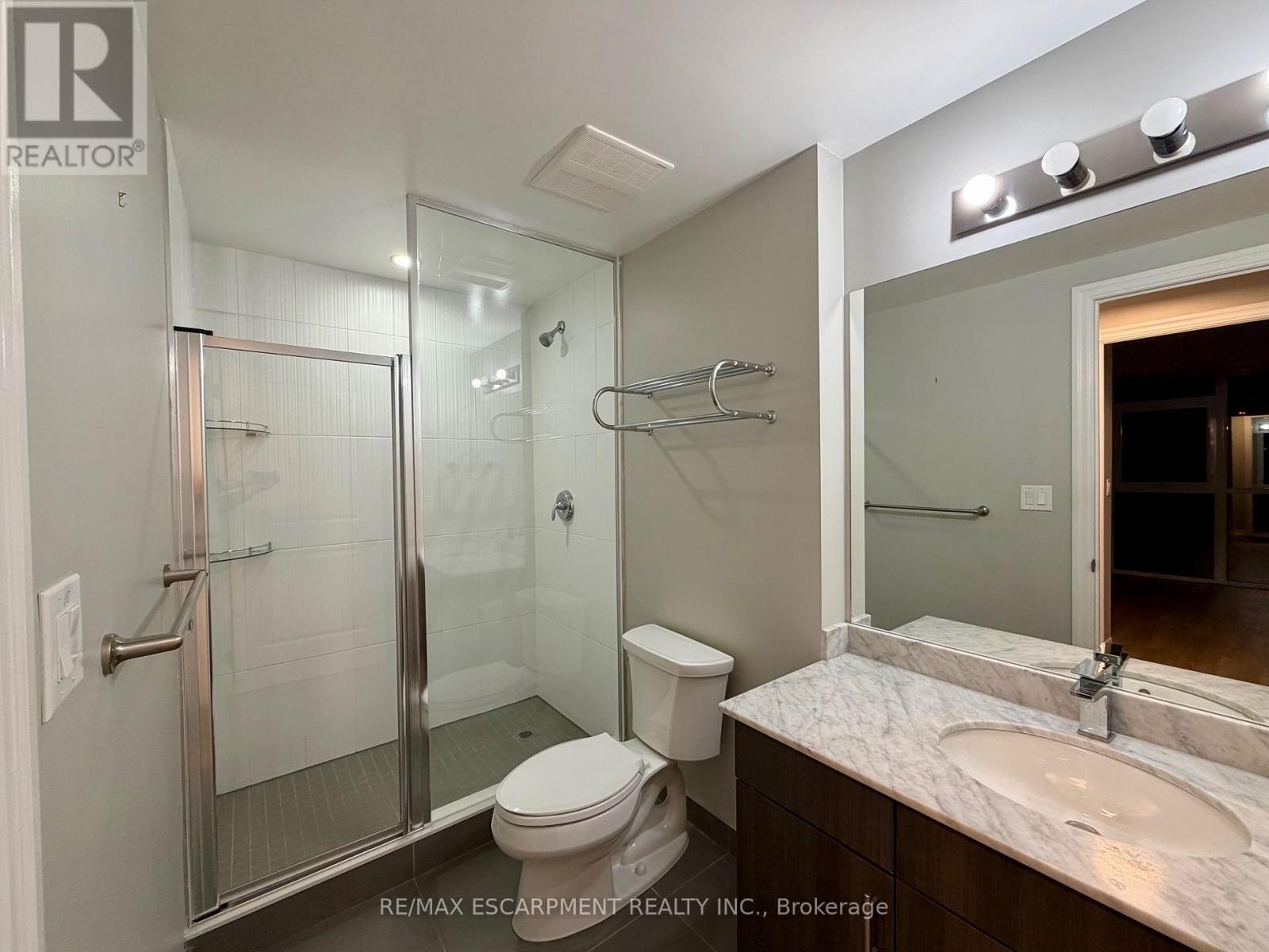 810 - 560 North Service Road, Grimsby, Ontario  L3M 0G1 - Photo 14 - X12526054