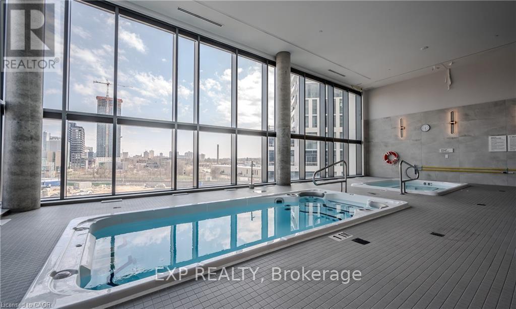 2105 - 15 Wellington Street S, Waterloo, Ontario  N2G 0E4 - Photo 5 - X12526078