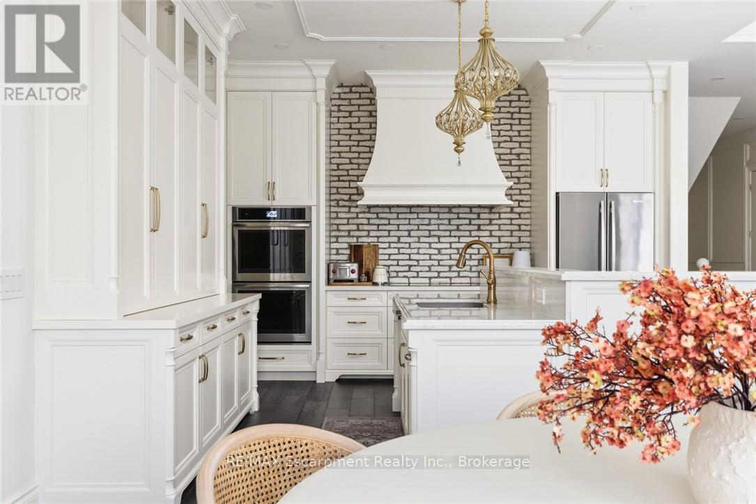 25 Arbourvale Common Road, St. Catharines, Ontario  L2T 3B7 - Photo 12 - X12526112