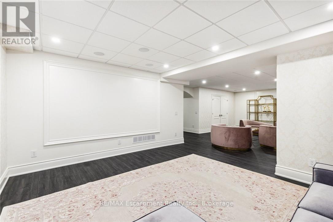 25 Arbourvale Common Road, St. Catharines, Ontario  L2T 3B7 - Photo 37 - X12526112