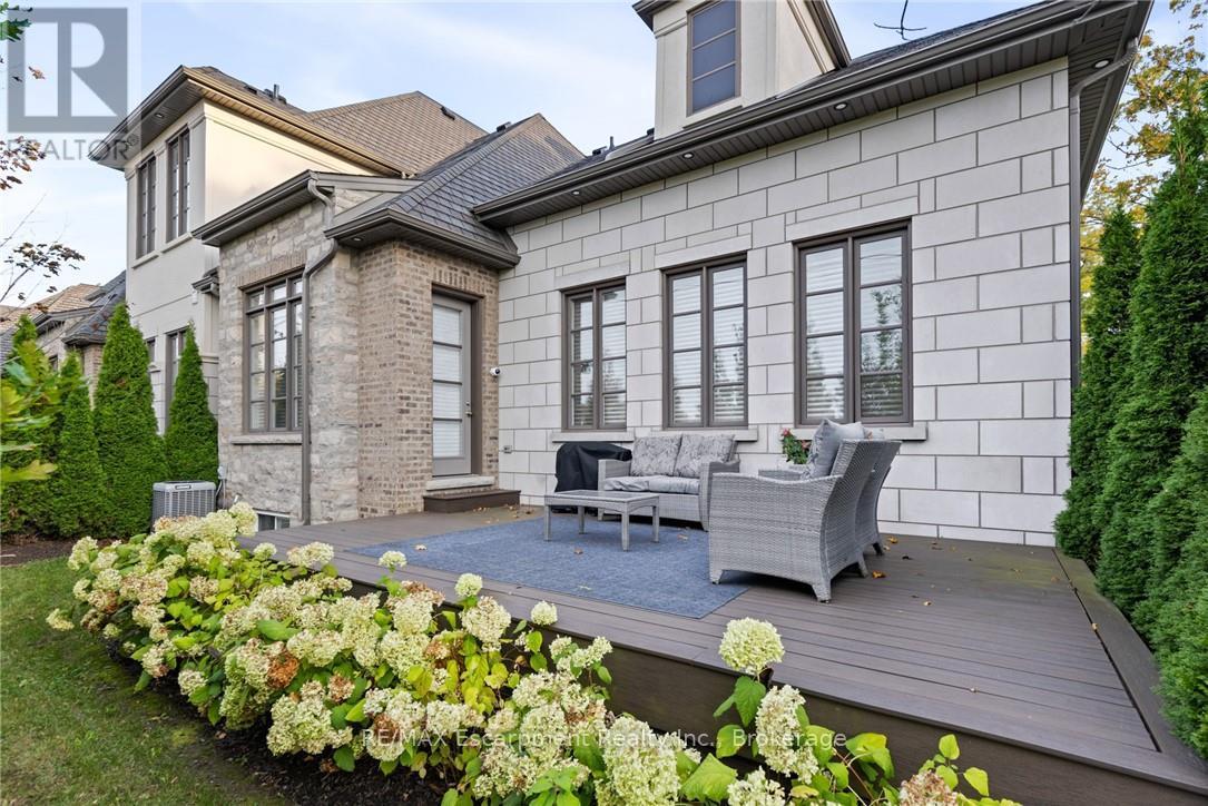 25 Arbourvale Common Road, St. Catharines, Ontario  L2T 3B7 - Photo 41 - X12526112