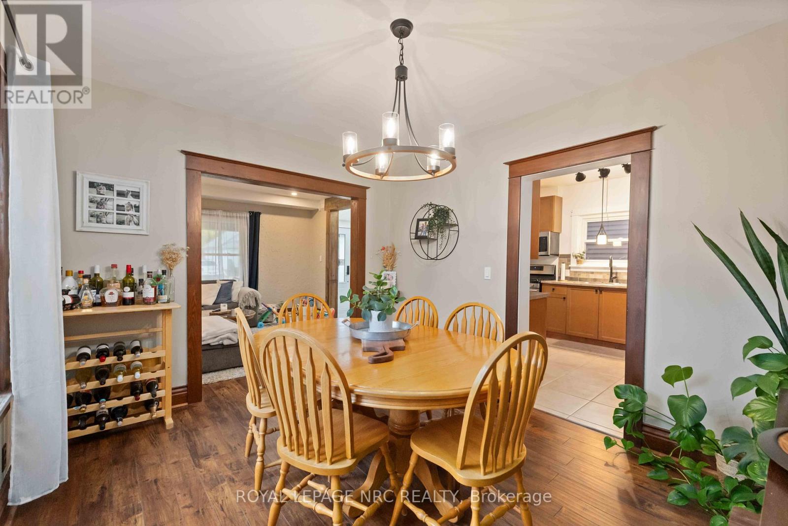 295 Humboldt Parkway, Port Colborne, Ontario L3K 2H7 - Photo 14 - X12526090