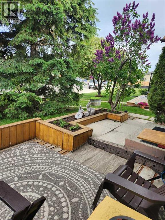 Property at 244 Flett Drive NE image 5