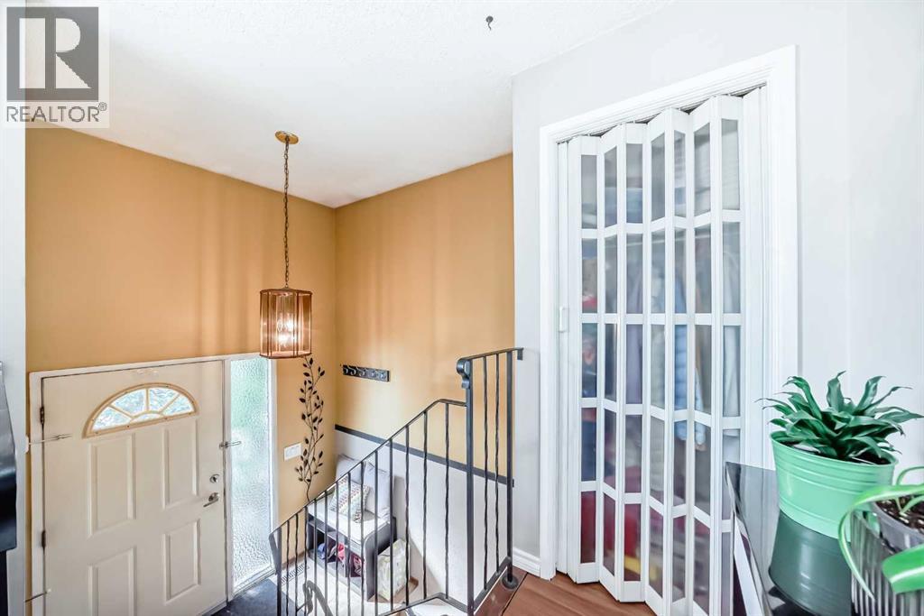 244 Flett Drive Ne, Airdrie, Alberta  T4B 1N5 - Photo 10 - A2256580