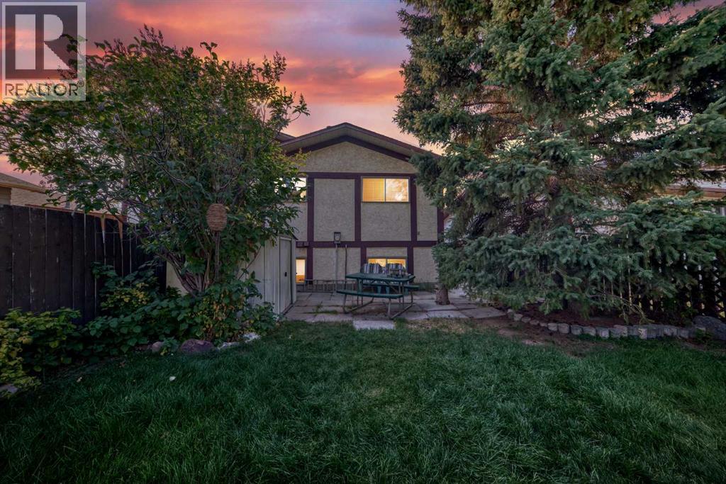 244 Flett Drive Ne, Airdrie, Alberta  T4B 1N5 - Photo 42 - A2256580