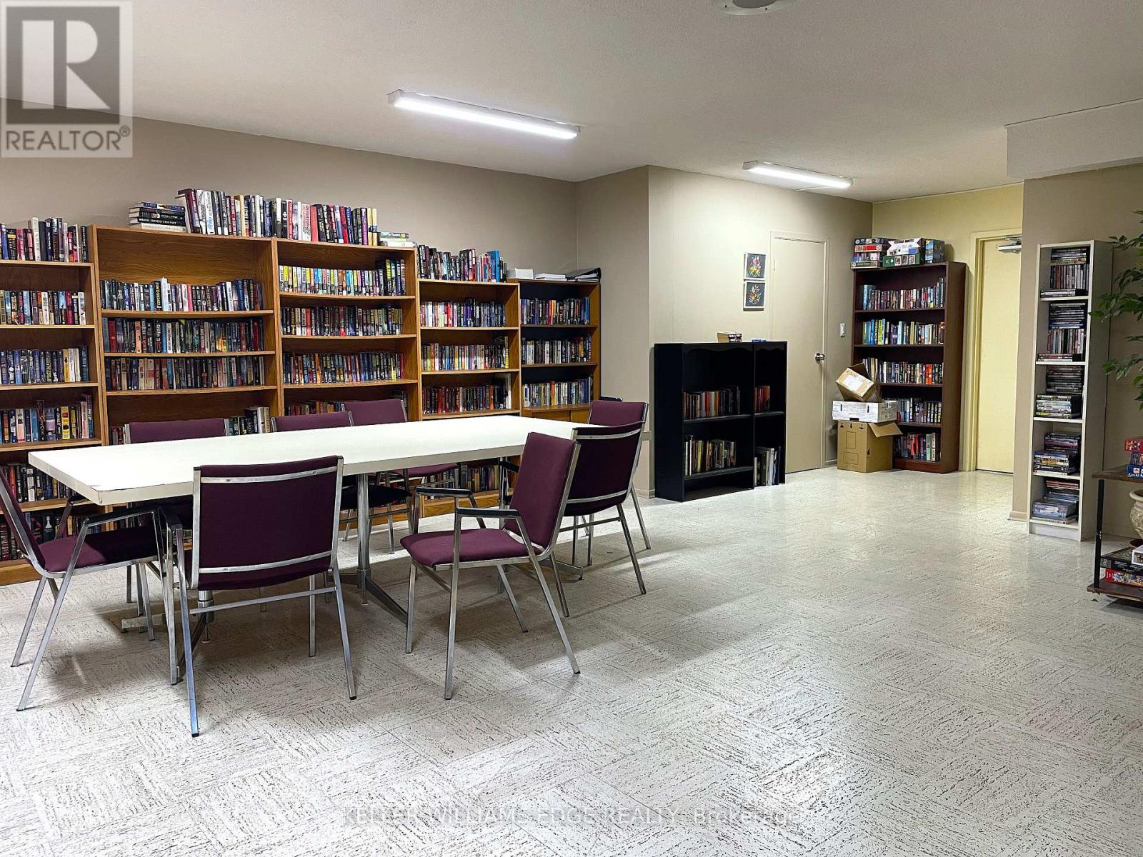 101 - 975 Warwick Court, Burlington, Ontario  L7T 3Z7 - Photo 31 - W12516882